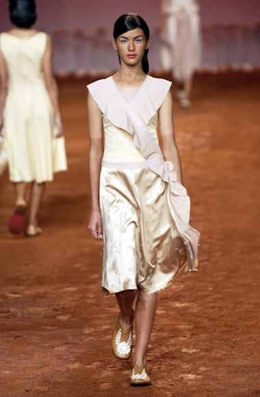desfiles-ronaldofraga-spverao2004rtw-117
