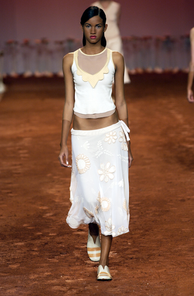 desfiles-ronaldofraga-spverao2004rtw-122