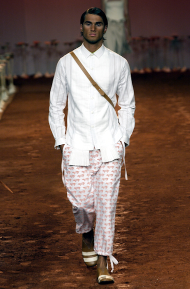 desfiles-ronaldofraga-spverao2004rtw-127