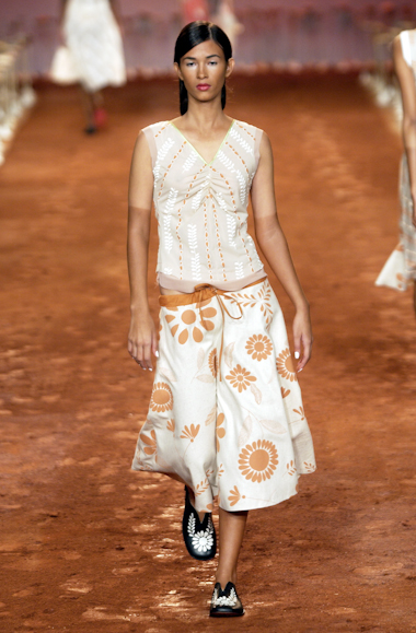 desfiles-ronaldofraga-spverao2004rtw-136