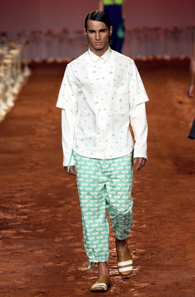 desfiles-ronaldofraga-spverao2004rtw-155