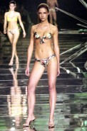desfilesalta-rosacha-spverao2004rtw-103