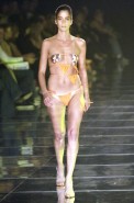 desfilesalta-rosacha-spverao2004rtw-121