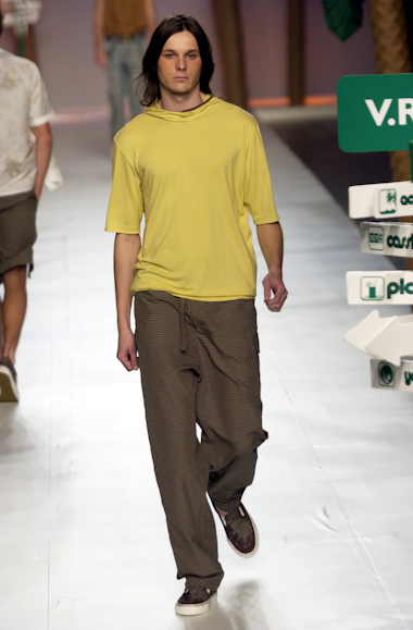 desfile-vrom-saopauloverao2004rtw-120