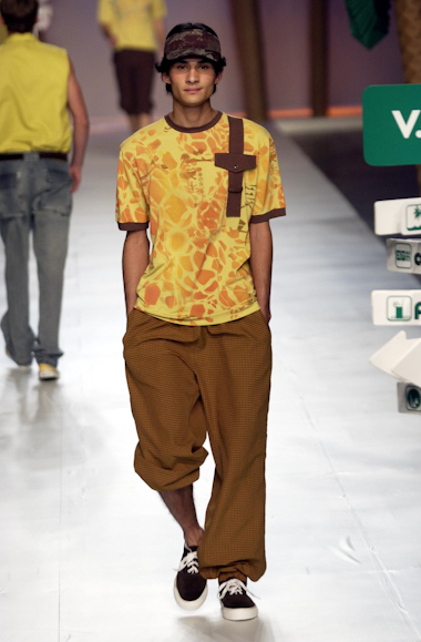 desfile-vrom-saopauloverao2004rtw-122
