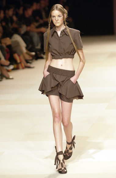 desfile-zoomp-saopauloverao2004rtw-114