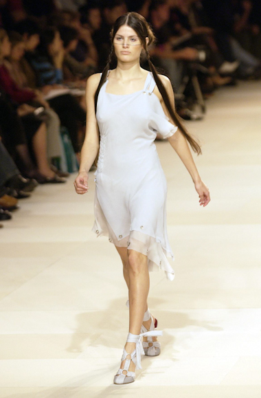 desfile-zoomp-saopauloverao2004rtw-123