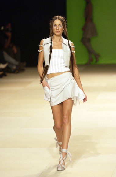desfile-zoomp-saopauloverao2004rtw-129