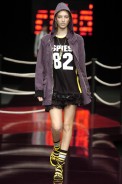 desfiles-colcci-inverno2004rtw-103