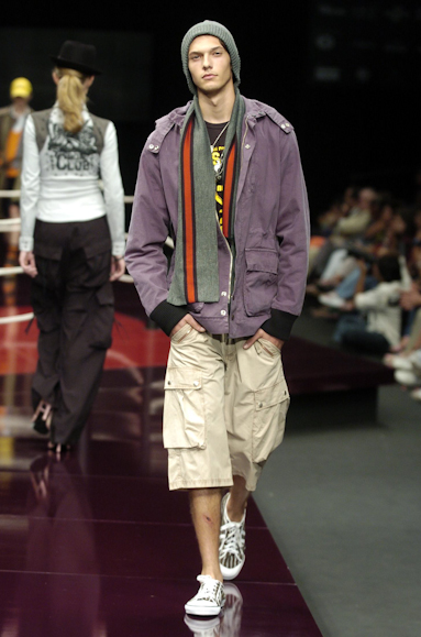 desfiles-colcci-inverno2004rtw-105