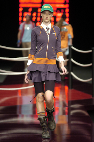 desfiles-colcci-inverno2004rtw-109