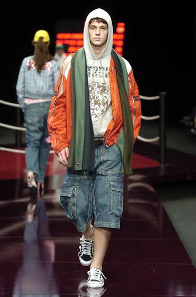 desfiles-colcci-inverno2004rtw-128