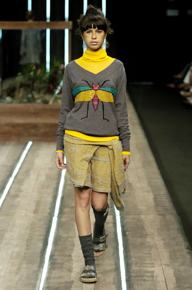 desfiles-coven-saopauloinverno2004rtw-102