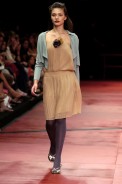 desfiles-mariabonitaextra-riodejaneiroinverno2004rtw-103