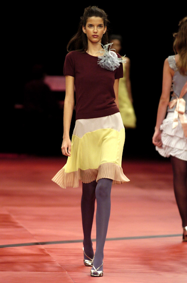 desfiles-mariabonitaextra-riodejaneiroinverno2004rtw-110