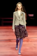 desfiles-mariabonitaextra-riodejaneiroinverno2004rtw-111