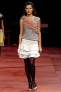 desfiles-mariabonitaextra-riodejaneiroinverno2004rtw-128