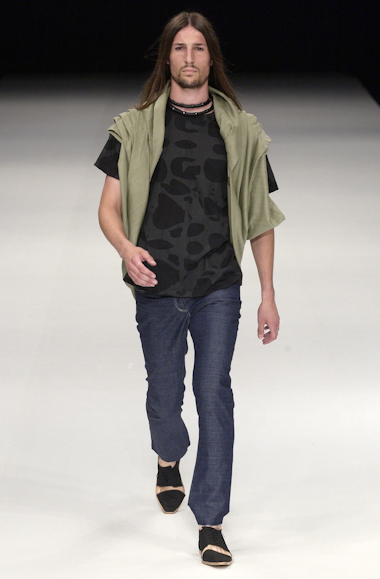 desfiles-oestudio-riodejaneiroinverno2004rtw-100