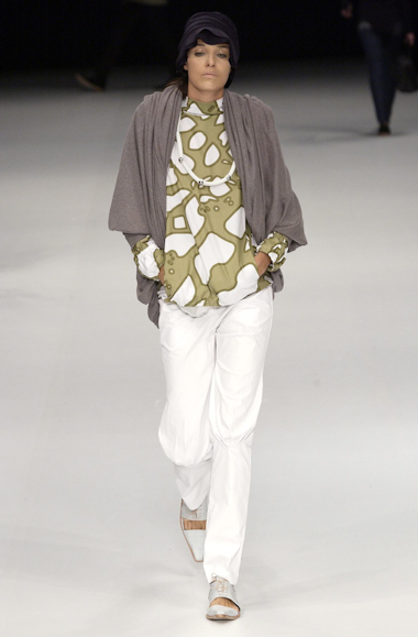 desfiles-oestudio-riodejaneiroinverno2004rtw-106