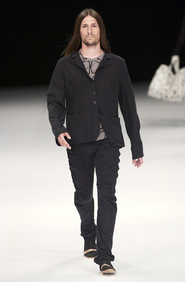 desfiles-oestudio-riodejaneiroinverno2004rtw-116