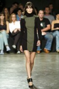 desfiles-carlotajoakina-spinverno2004rtw-109