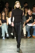 desfiles-carlotajoakina-spinverno2004rtw-115
