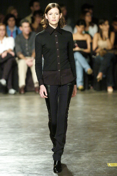desfiles-carlotajoakina-spinverno2004rtw-117