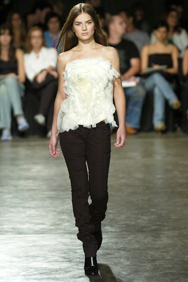 desfiles-carlotajoakina-spinverno2004rtw-122