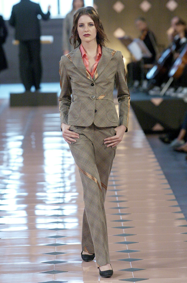 desfiles-cori-spinverno2004rtw-138