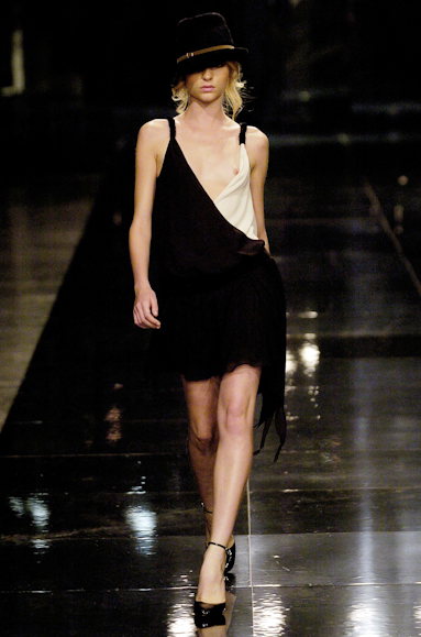 desfiles-forum-spinverno2004rtw-110