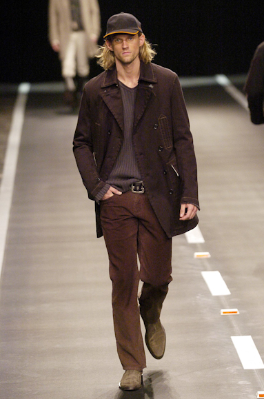 desfiles-forummen-spinverno2004rtw-101