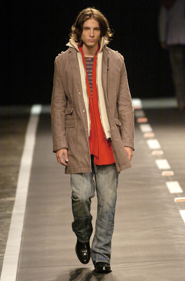 desfiles-forummen-spinverno2004rtw-105