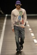desfiles-forummen-spinverno2004rtw-106