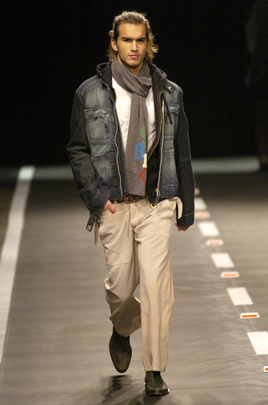 desfiles-forummen-spinverno2004rtw-118