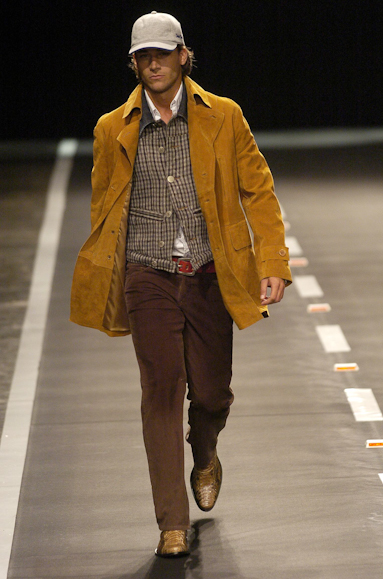 desfiles-forummen-spinverno2004rtw-121