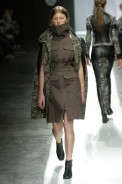 desfiles-gloriacoelho-spinverno2004rtw-121