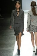 desfiles-gloriacoelho-spinverno2004rtw-131