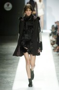 desfiles-gloriacoelho-spinverno2004rtw-141