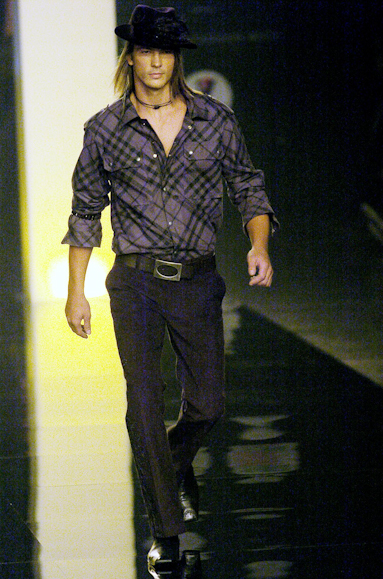 desfiles-iodice-spinverno2004rtw-104
