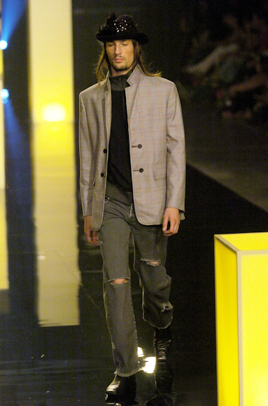 desfiles-iodice-spinverno2004rtw-126