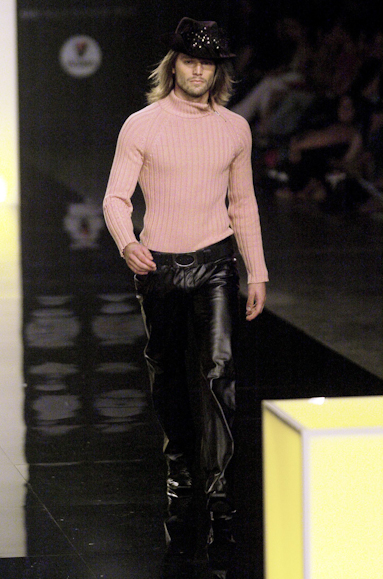 desfiles-iodice-spinverno2004rtw-145