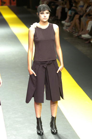 desfiles-jumnakao-spinverno2004rtw-119