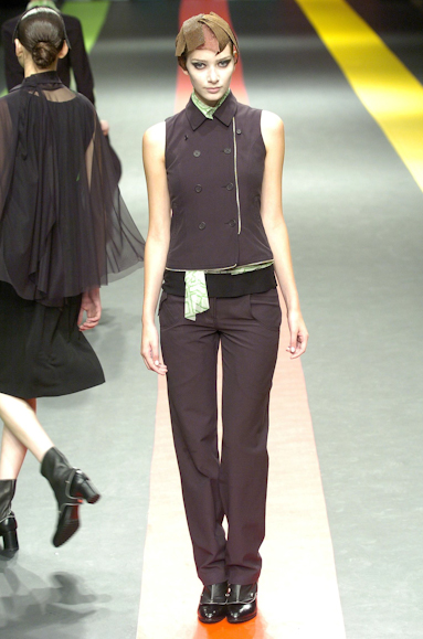 desfiles-jumnakao-spinverno2004rtw-121