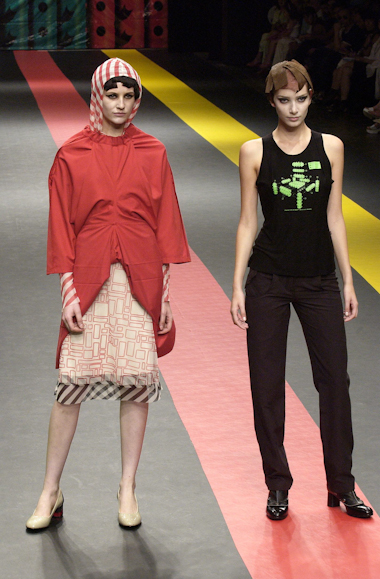 desfiles-jumnakao-spinverno2004rtw-127