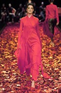 desfiles-linovillaventura-spinverno2004rtw-102