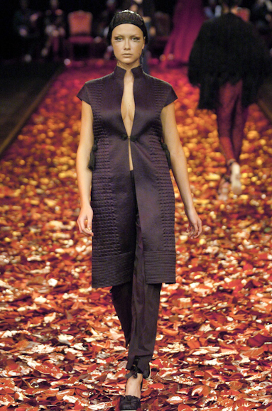 desfiles-linovillaventura-spinverno2004rtw-104