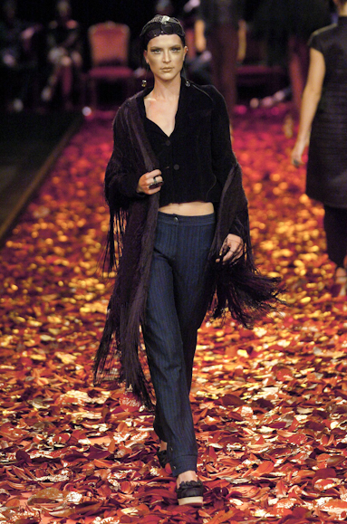 desfiles-linovillaventura-spinverno2004rtw-105