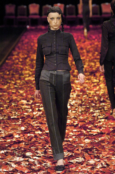 desfiles-linovillaventura-spinverno2004rtw-112