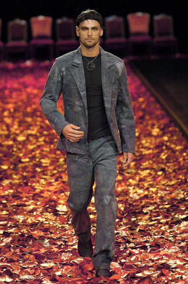 desfiles-linovillaventura-spinverno2004rtw-115