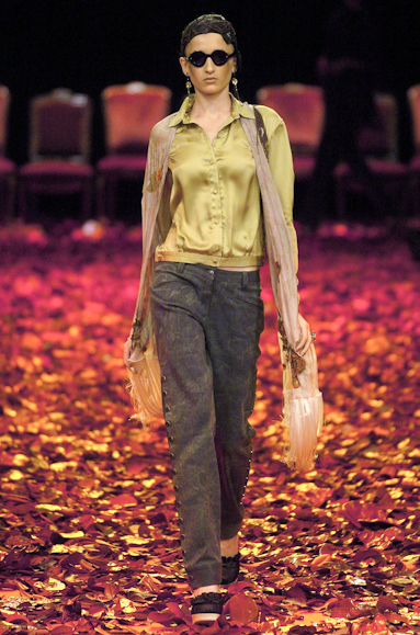 desfiles-linovillaventura-spinverno2004rtw-117